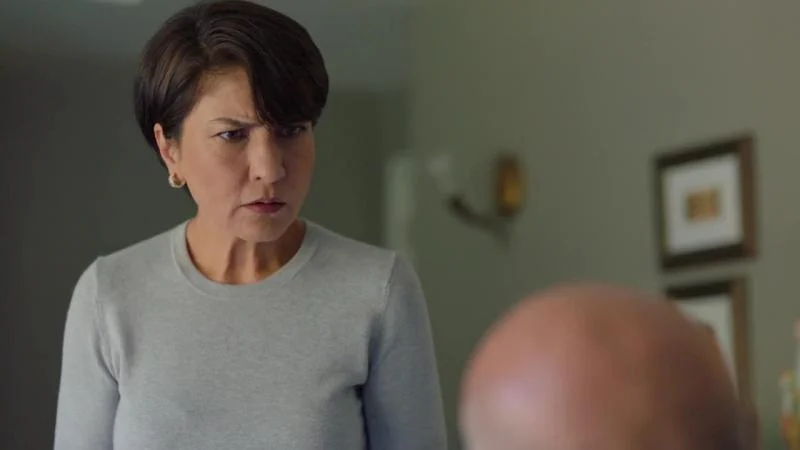 Кадры из сериала Совершенно другой (2023)